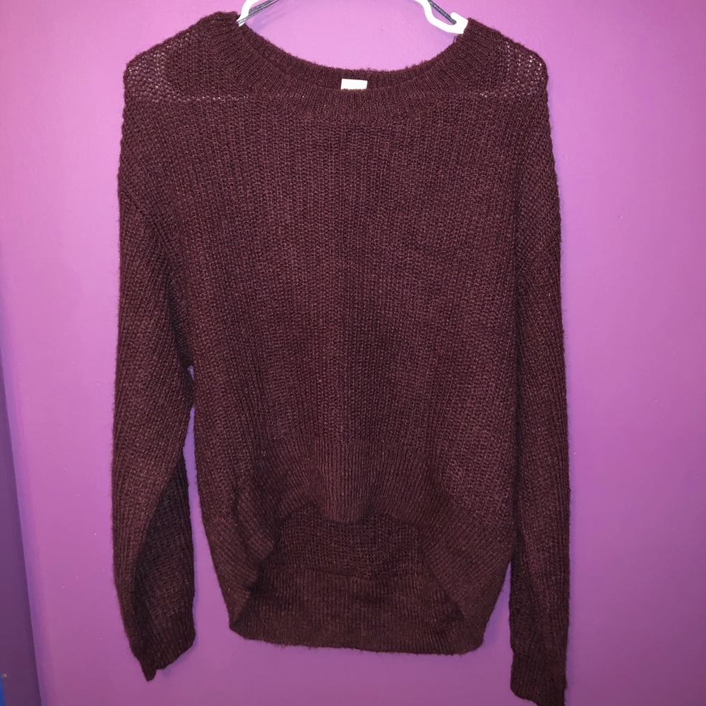 Maroon sweater